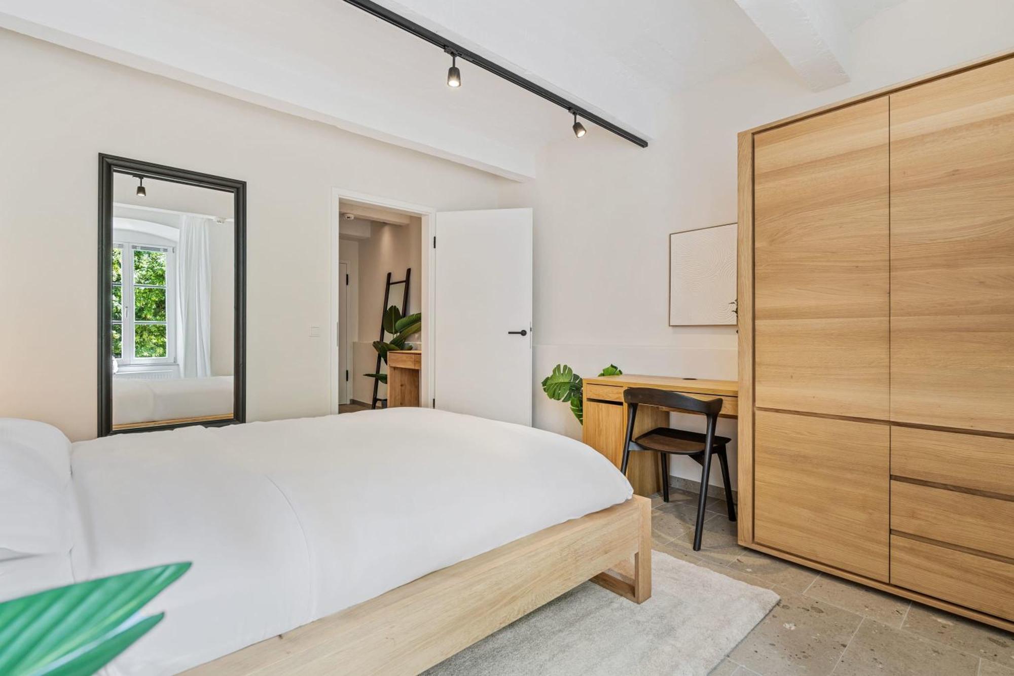Clausen Hideaway Modern Accommodation Люксембург Екстериор снимка