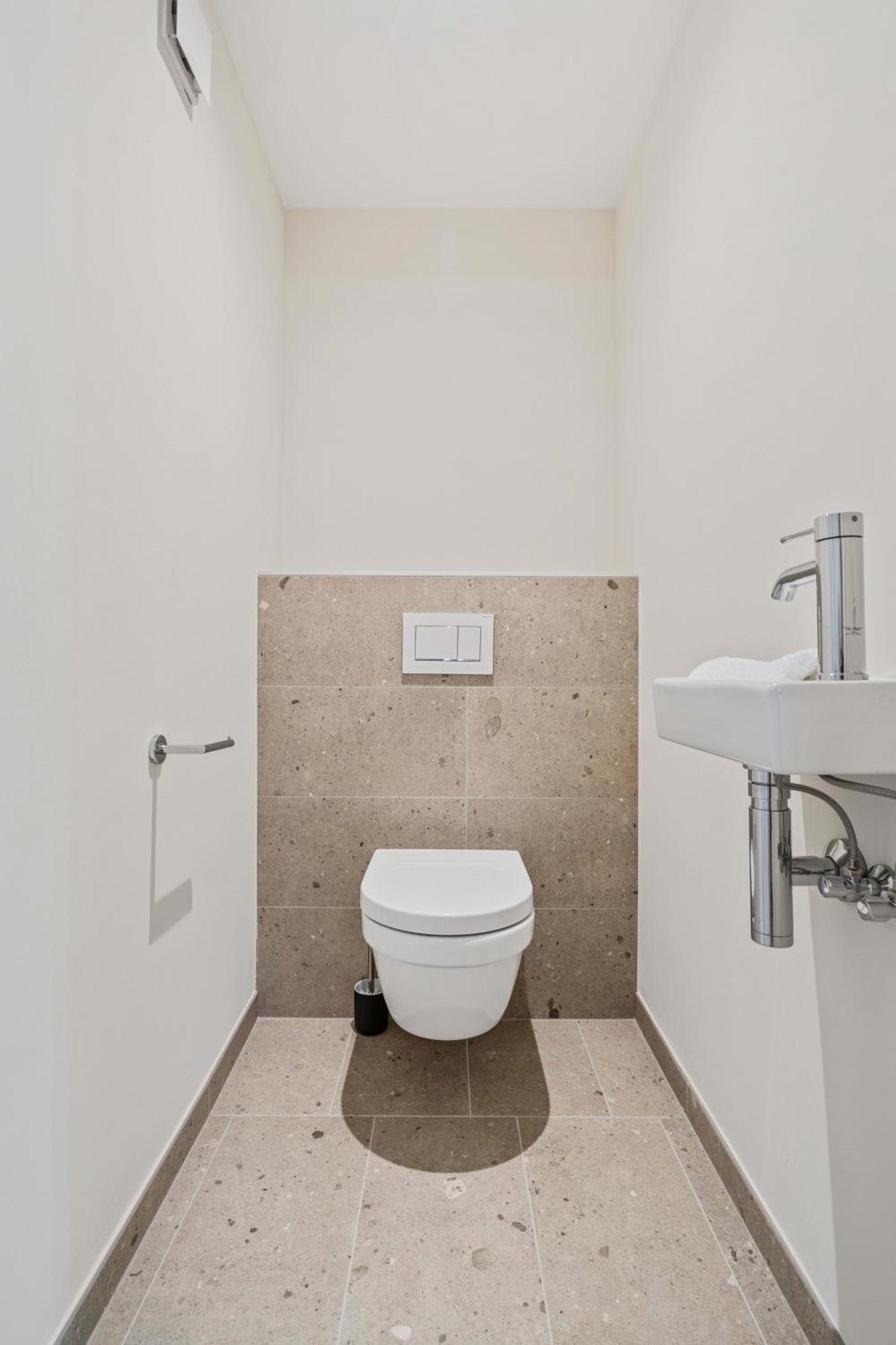 Clausen Hideaway Modern Accommodation Люксембург Екстериор снимка