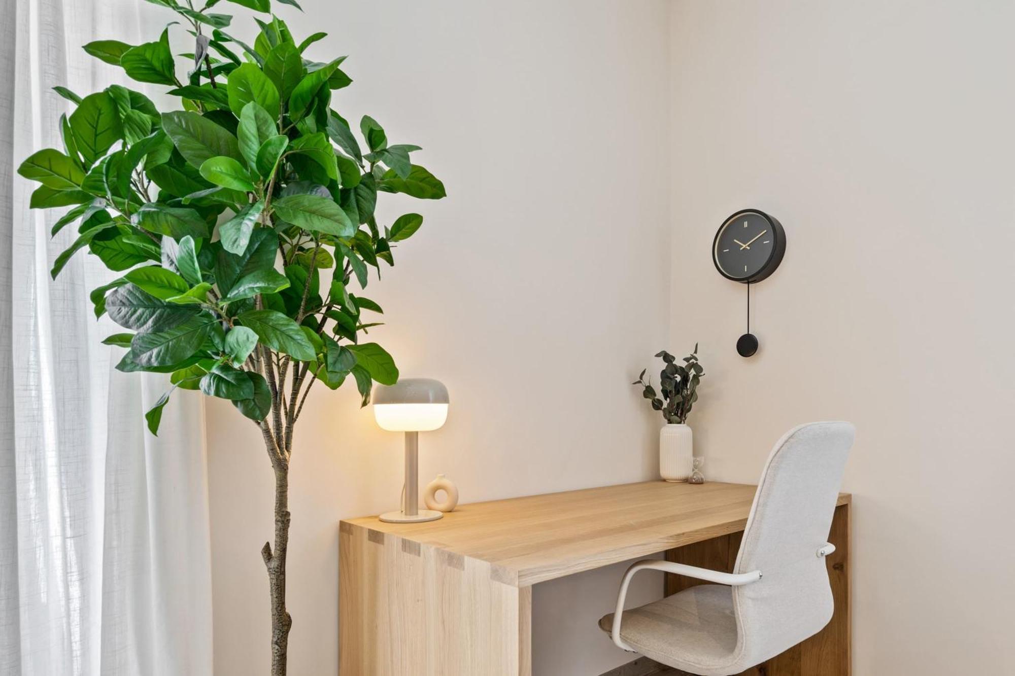 Clausen Hideaway Modern Accommodation Люксембург Екстериор снимка